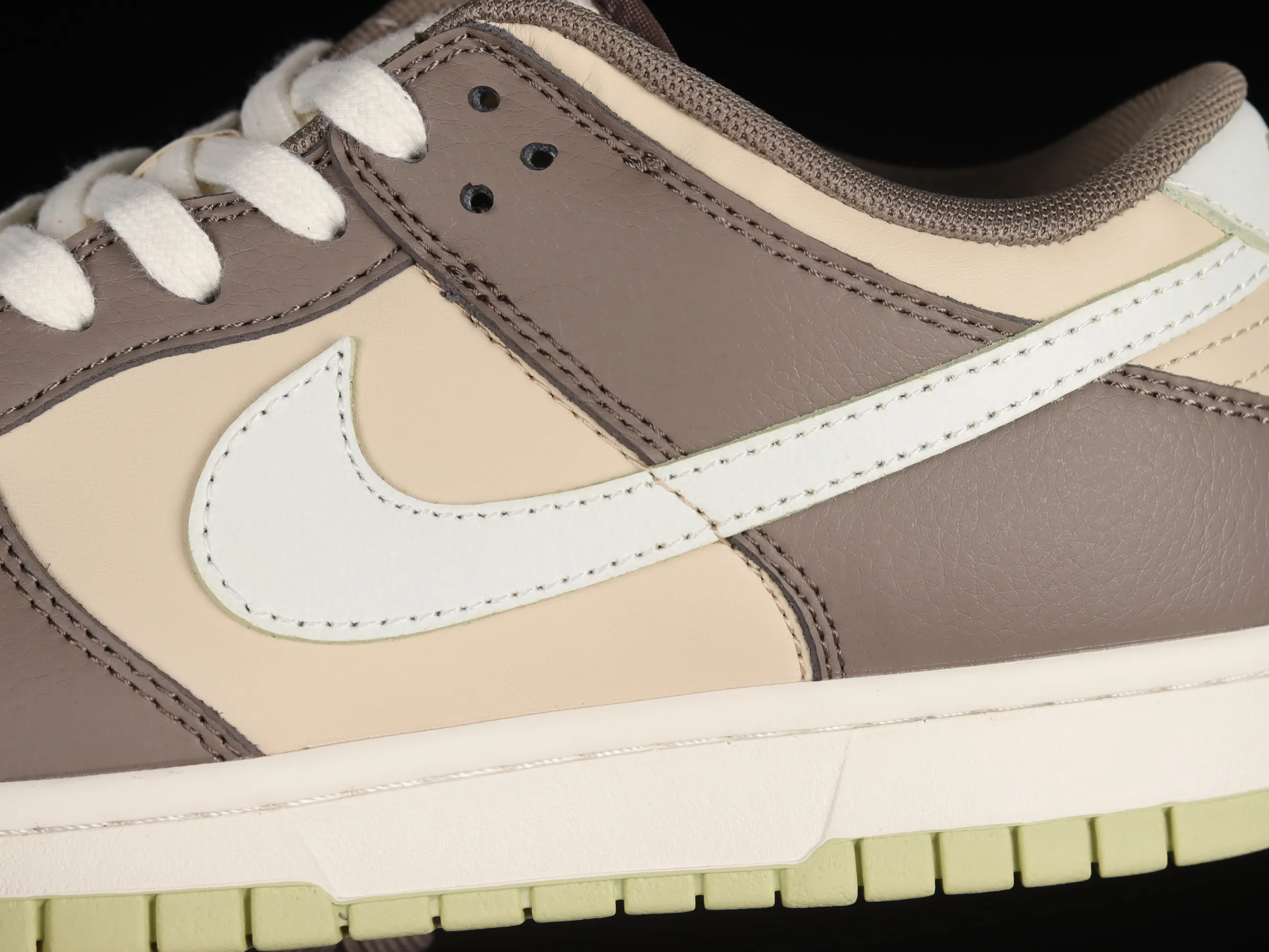 All Categories Nk SB Dunk Series Nk SB Dunk Low Low-top Sneakers N Version Nk SB Dunk Low "Khaki" Khaki Gray SB Smashed Backboard Fashion Casual Sneakers FB4960-210